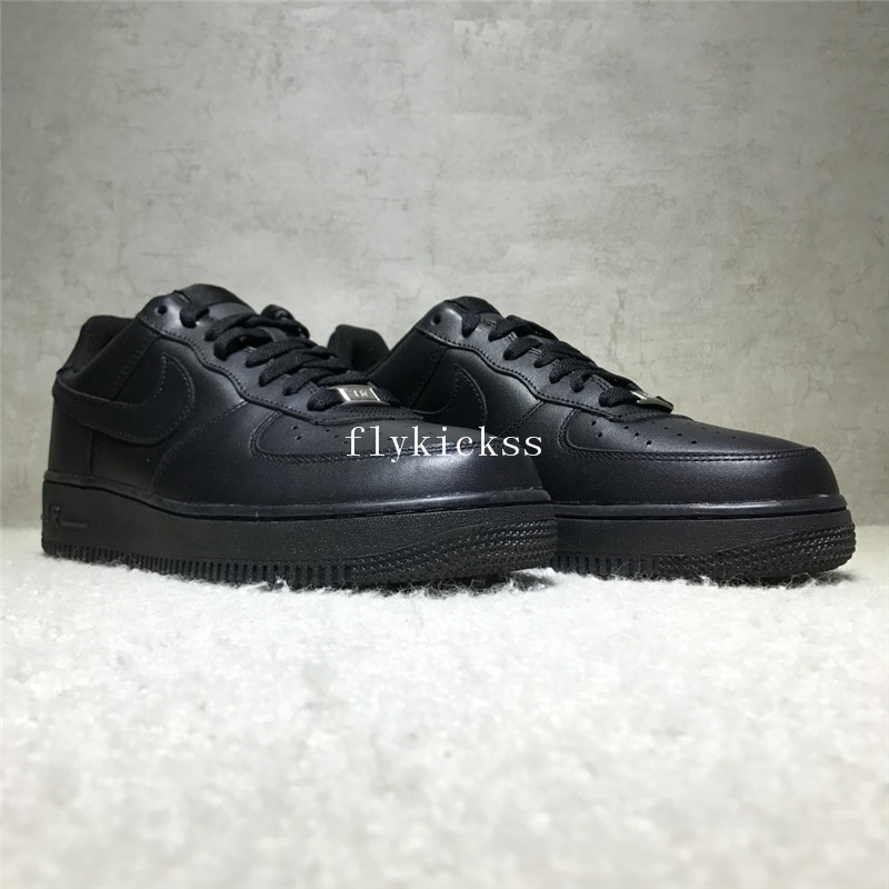 Nike Air Force 1 Low Top All Black